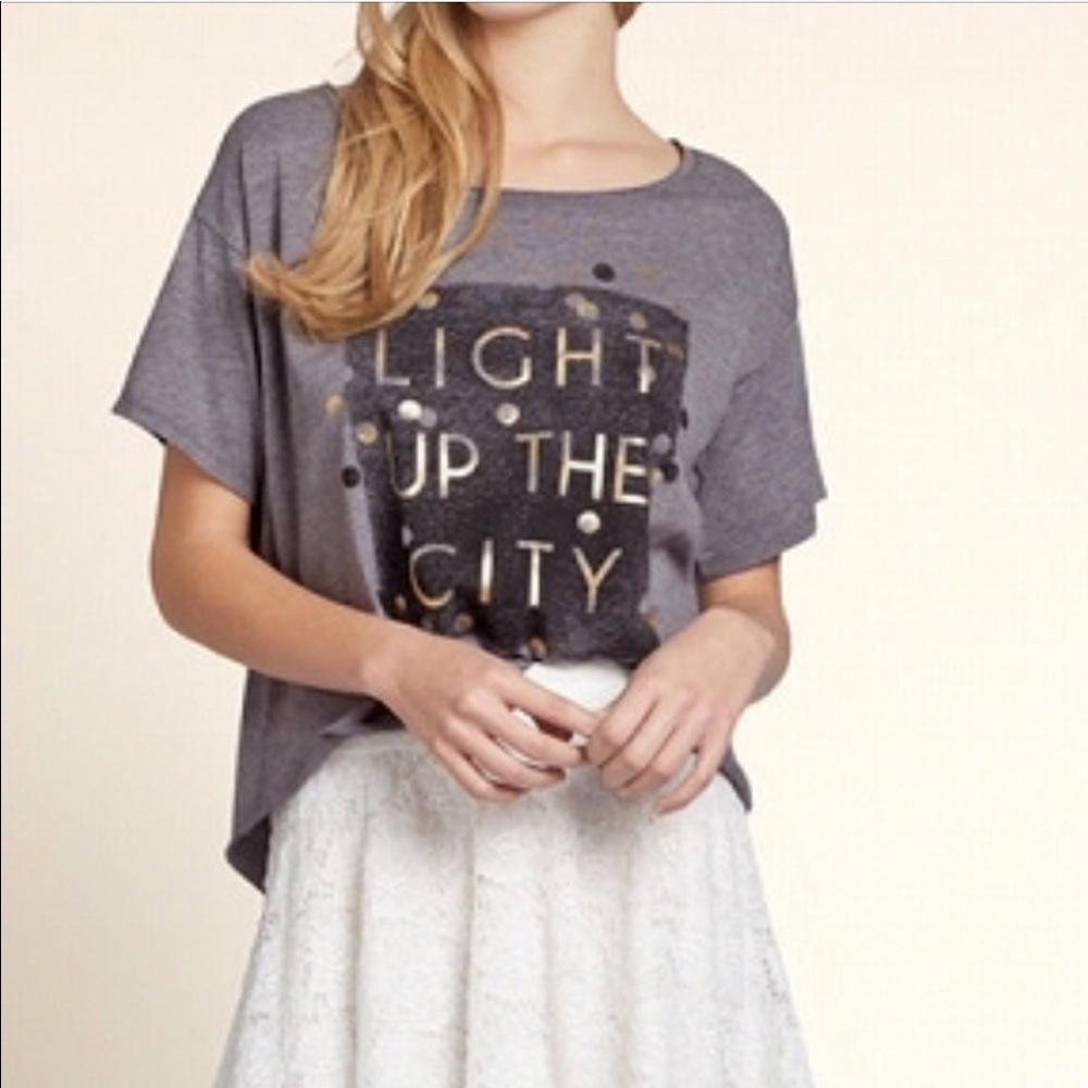 Hollister loose fit tee